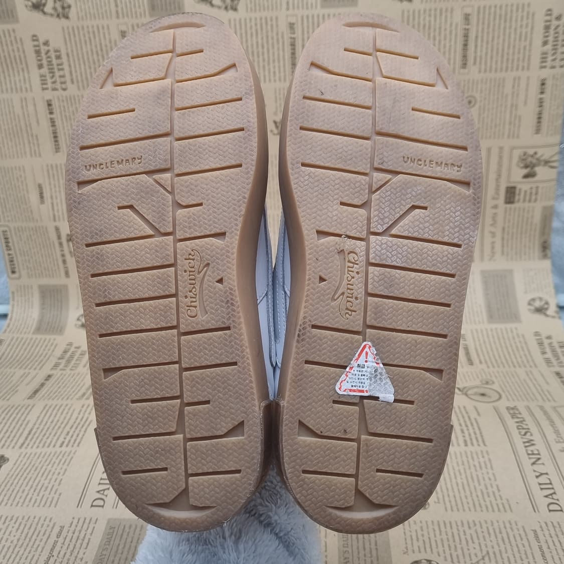 로맨틱크라운 x 치스윅 여성 스니커즈 230 상품이미지3