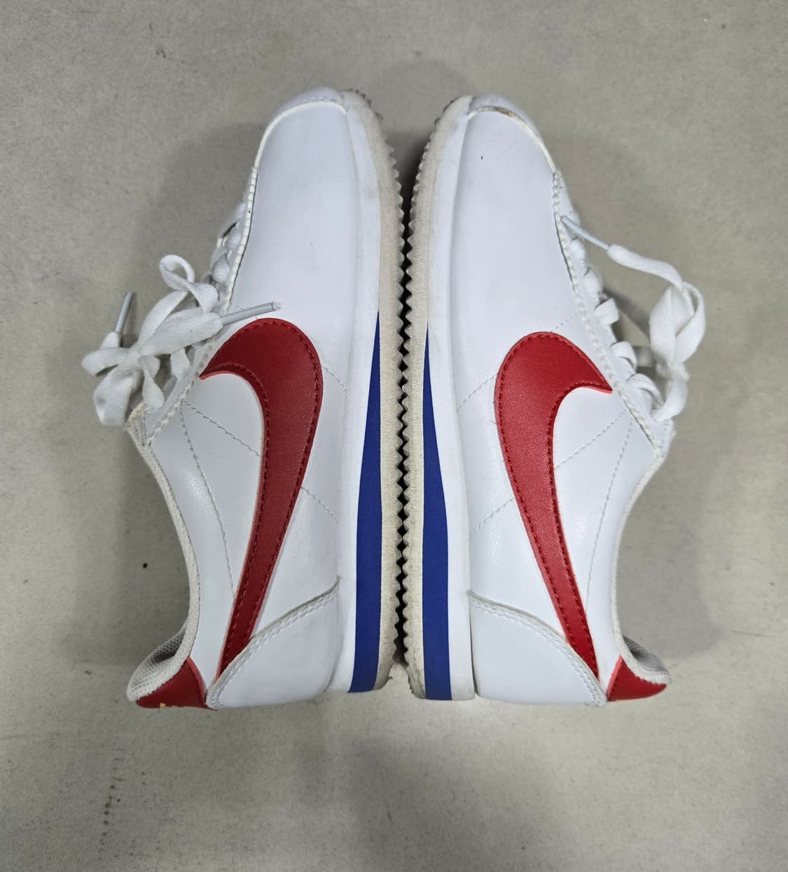 나이키 코르테즈 흰빨파 스니커즈 운동화 235mm 상품이미지4