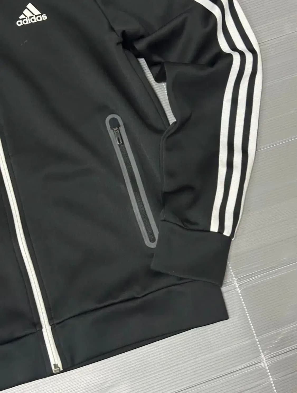 아디다스 로고 져지 트랙탑 블랙 100 상품이미지3