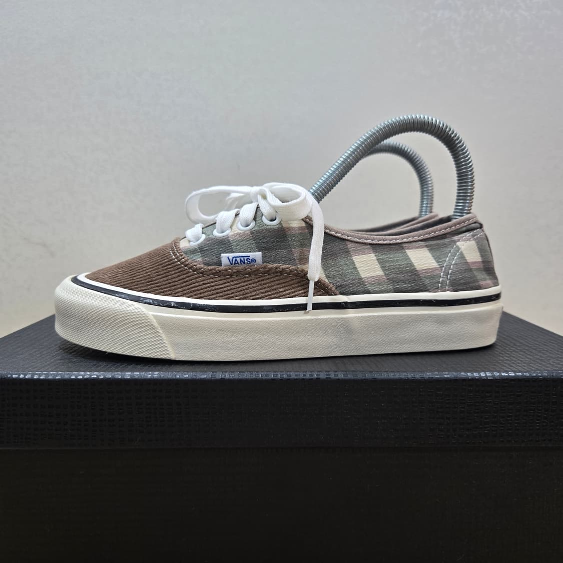 235 반스 애너하임 44DX 어센틱 코듀로이 상품이미지3