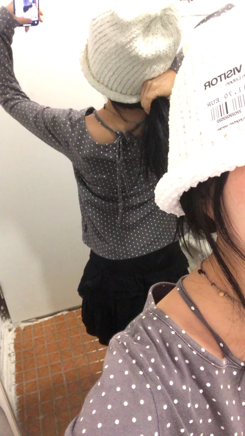 도트 홀터 롱슬리브 상품이미지2