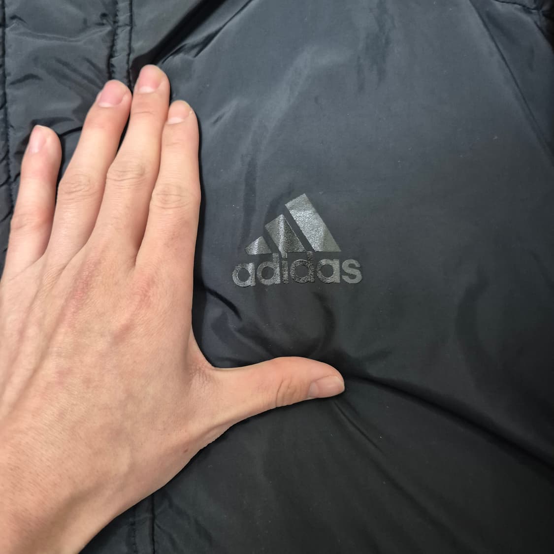 아디다스 남성 빅로고 후드 경량 롱패딩 상품이미지4