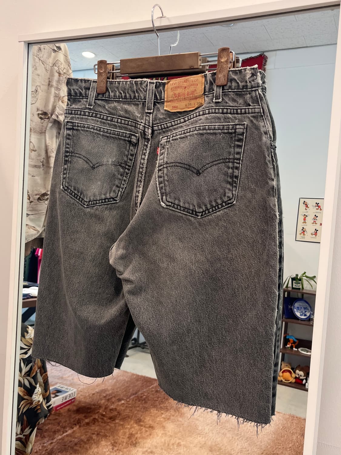 90s Levis 리바이스 560 흑청 컷오프 데님 쇼츠 팬츠 (USA) 상품이미지4