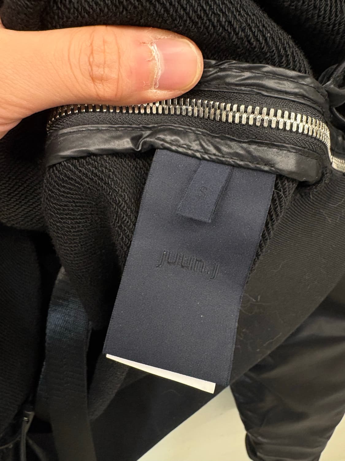 준지 19FW 신디사이저 나일론 스웻셔츠 상품이미지8