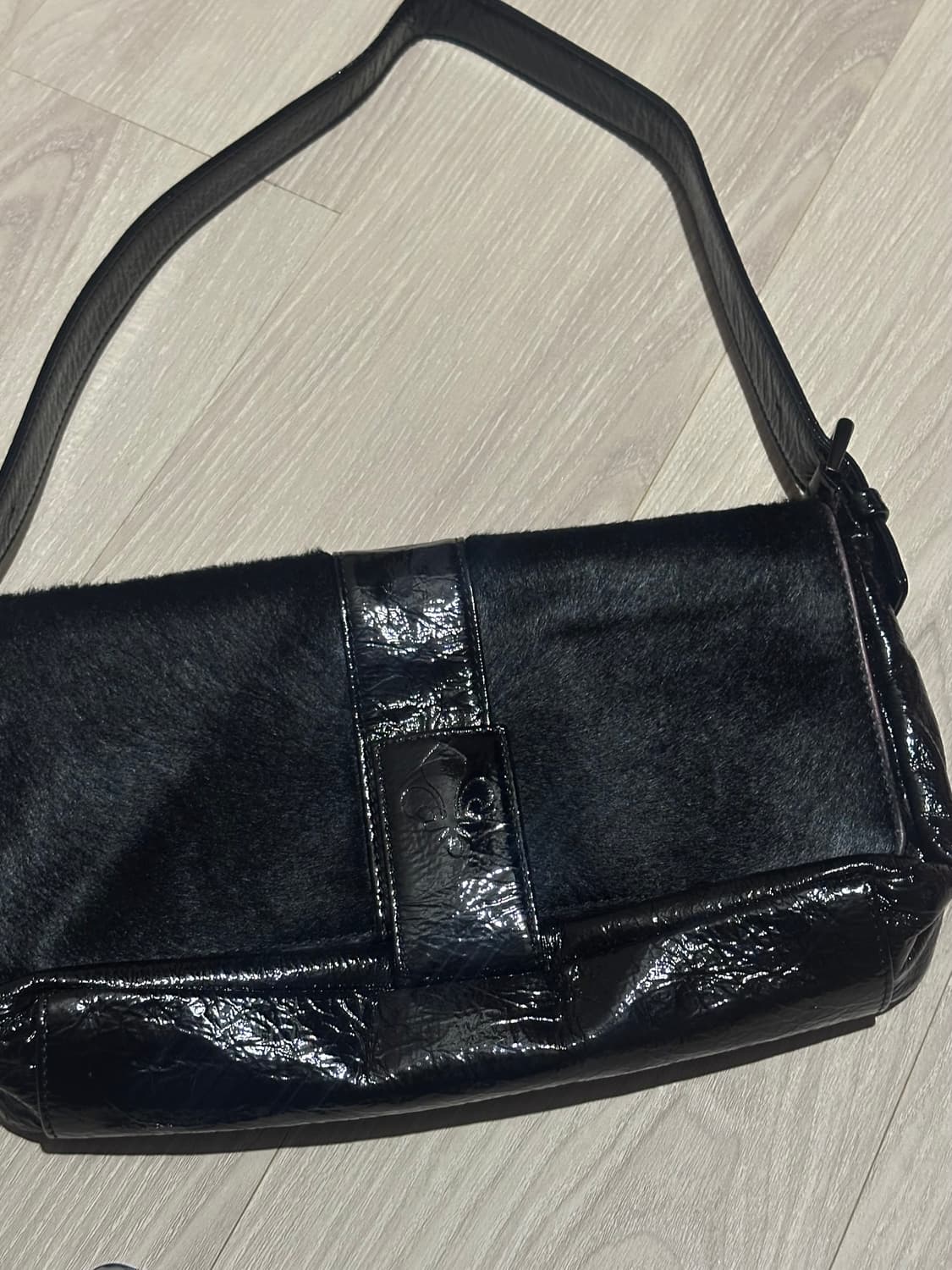 크롬하츠st 빈티지 플레어 숄더백 상품이미지3