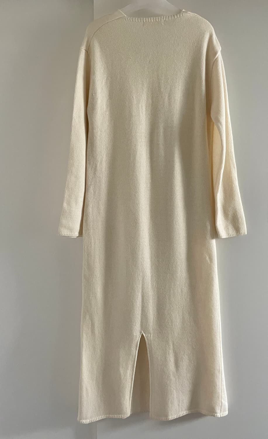 아이보리 브이넥 원피스 상품이미지4