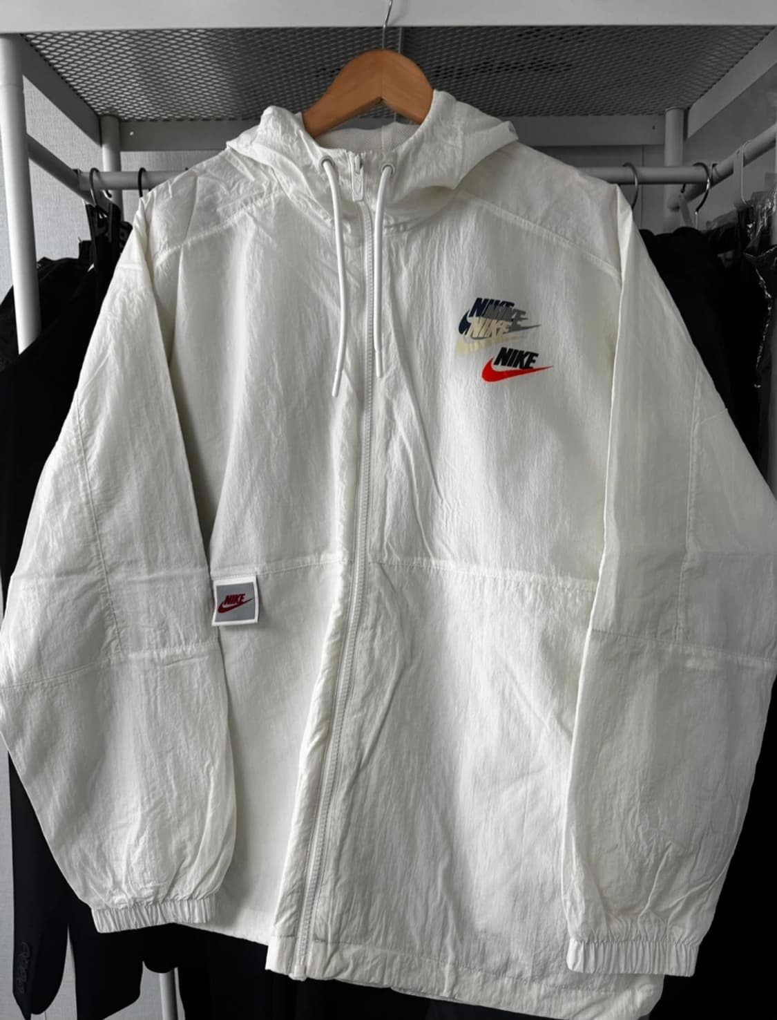 나이키 NSW 라이트웨이트 우븐 자켓 바람막이 상품이미지1