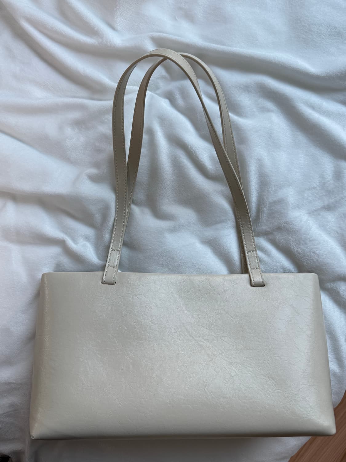 에잇세컨즈 레더 핸드백 화이트 상품이미지1