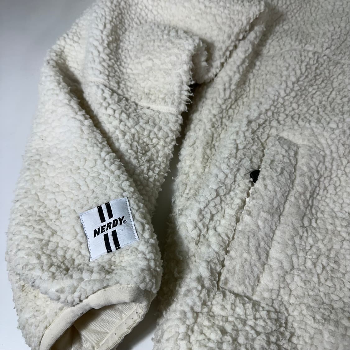 S 95 널디 크림 백로고 뽀글이 후리스 후드집업 상품이미지5