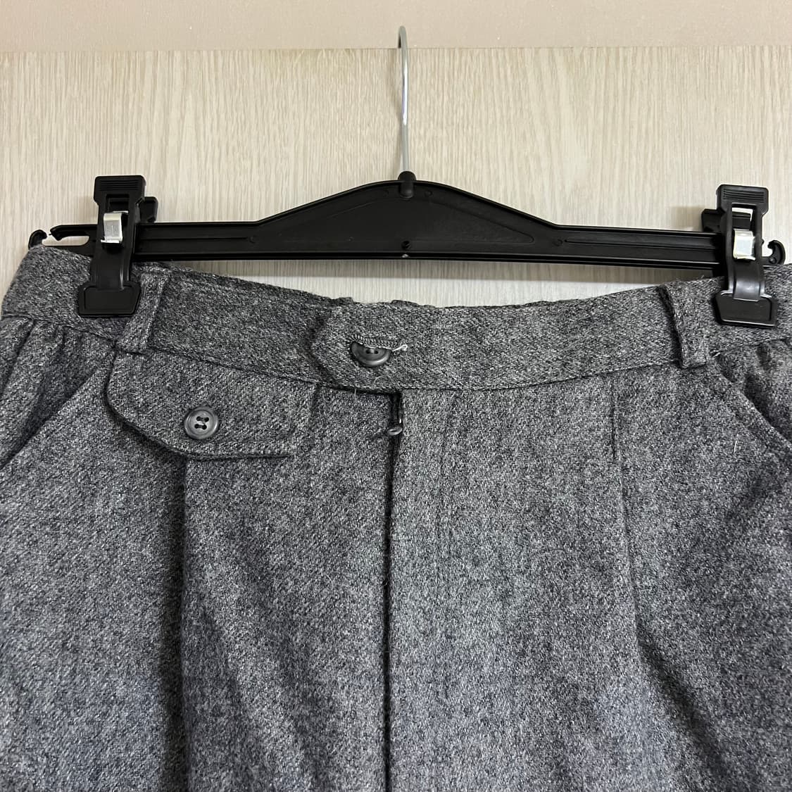 울 혼방 반바지 상품이미지3