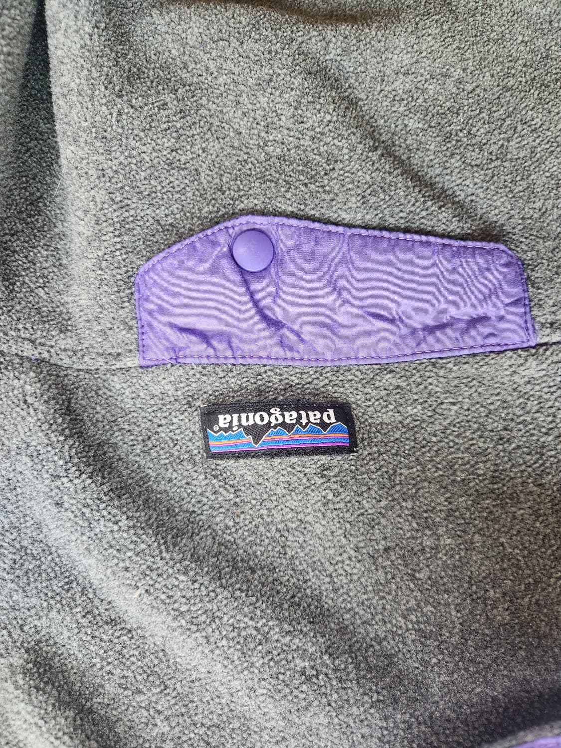 파타고니아 신칠라 풀오버 팝니다 상품이미지3