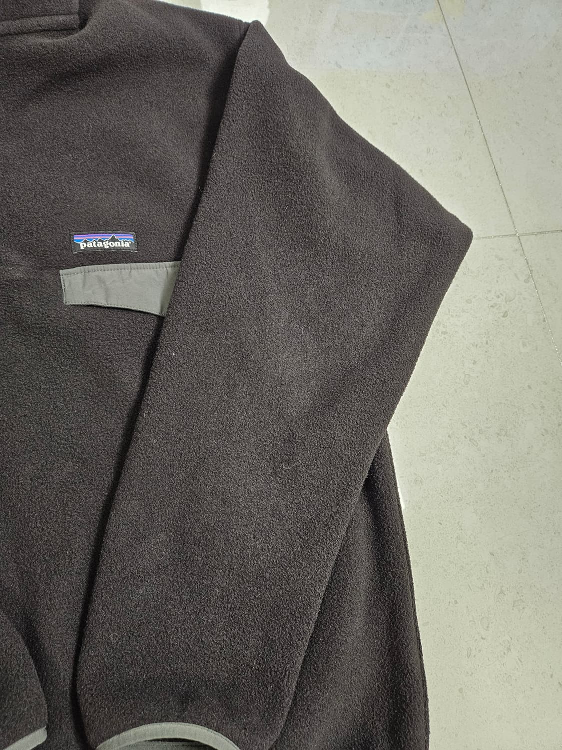 파타고니아 신칠라 L 블랙 라이트웨이트 상품이미지3