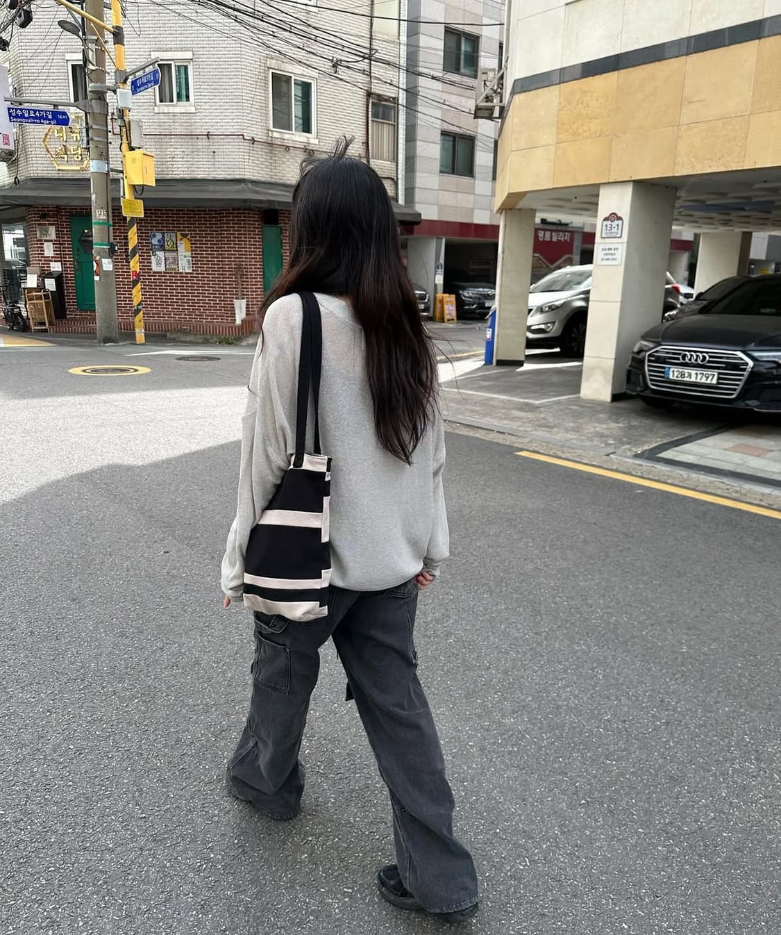 피치바스켓마켓 V string 가디건 그레이 상품이미지1