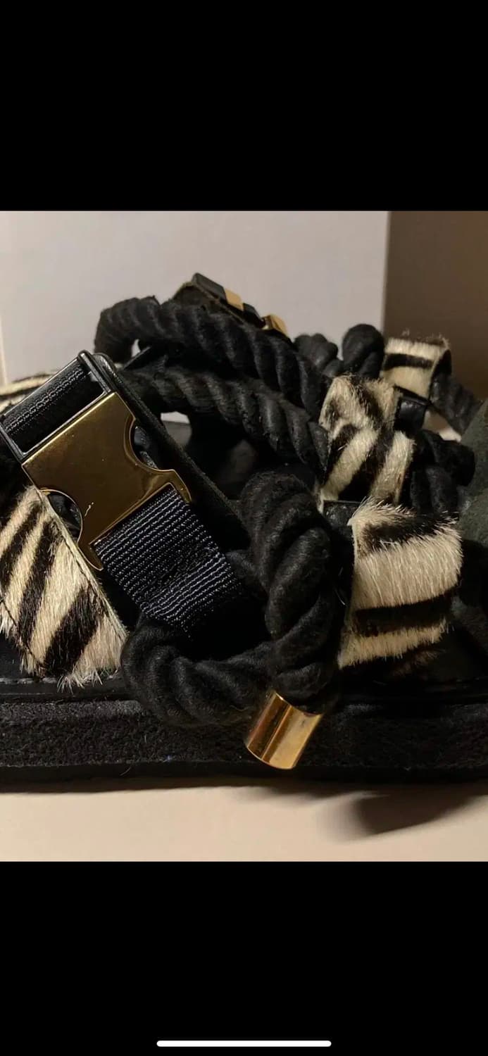 사카이 20SS 런웨이 피스 샌들 상품이미지6