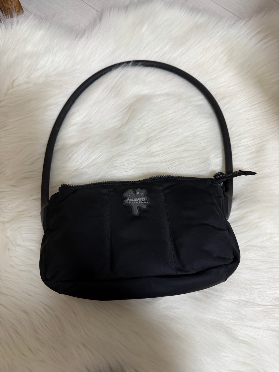 Heaven by marc jacobs헤븐바이마크제이콥스 숄더백 블랙 상품이미지1