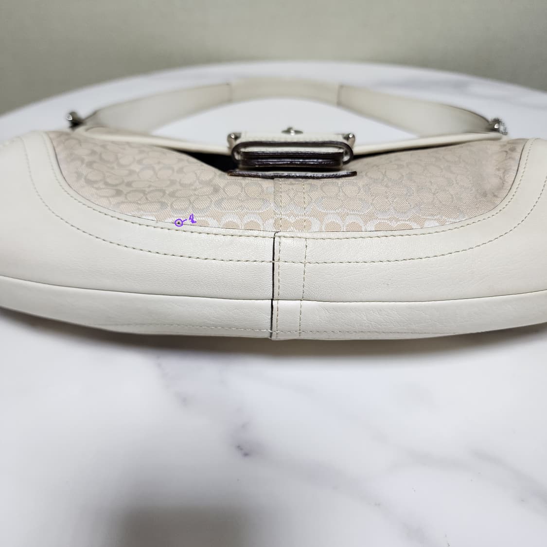 상태굿) 코치 소호 미니 플랩 숄더백 상품이미지7