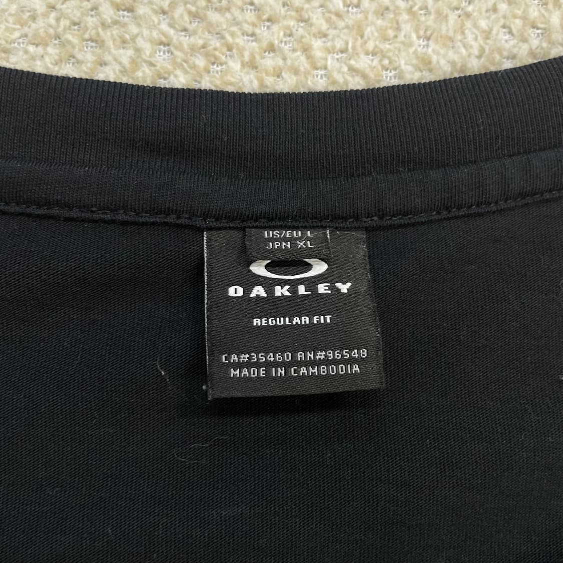 오클리 Oakley 써클 카모 로고 두바이 반팔티 블랙 상품이미지3