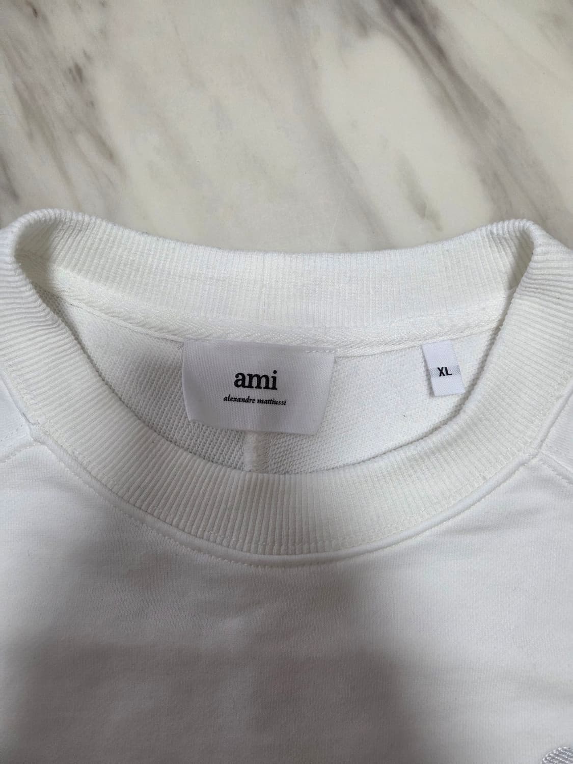 아미 공용 스웻 맨투맨 상품이미지4