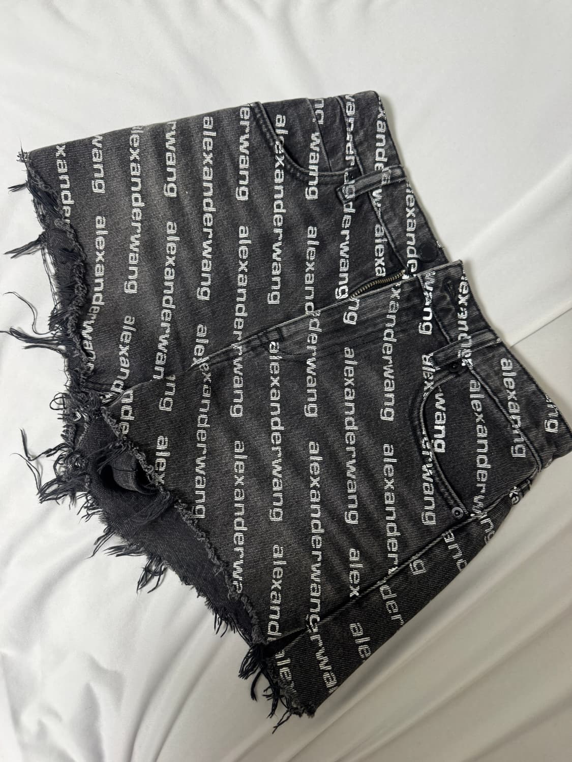 (61만) 알렉산더왕 바이트 로고 데님 쇼츠 상품이미지2