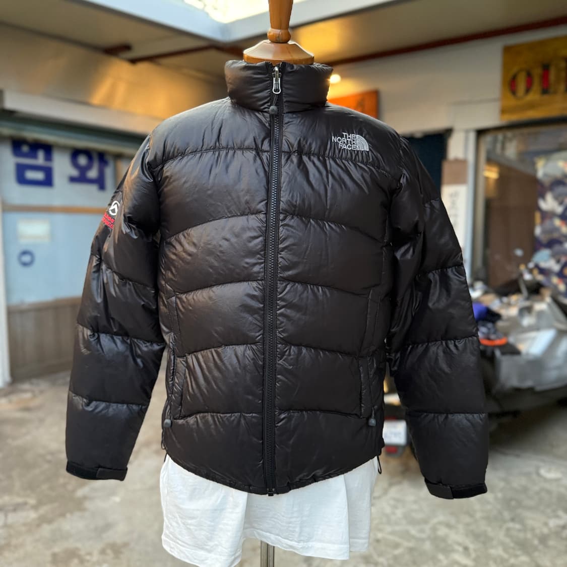 노스페이스 써밋시리즈 라이트 다운 패디드 자켓 85 상품이미지7