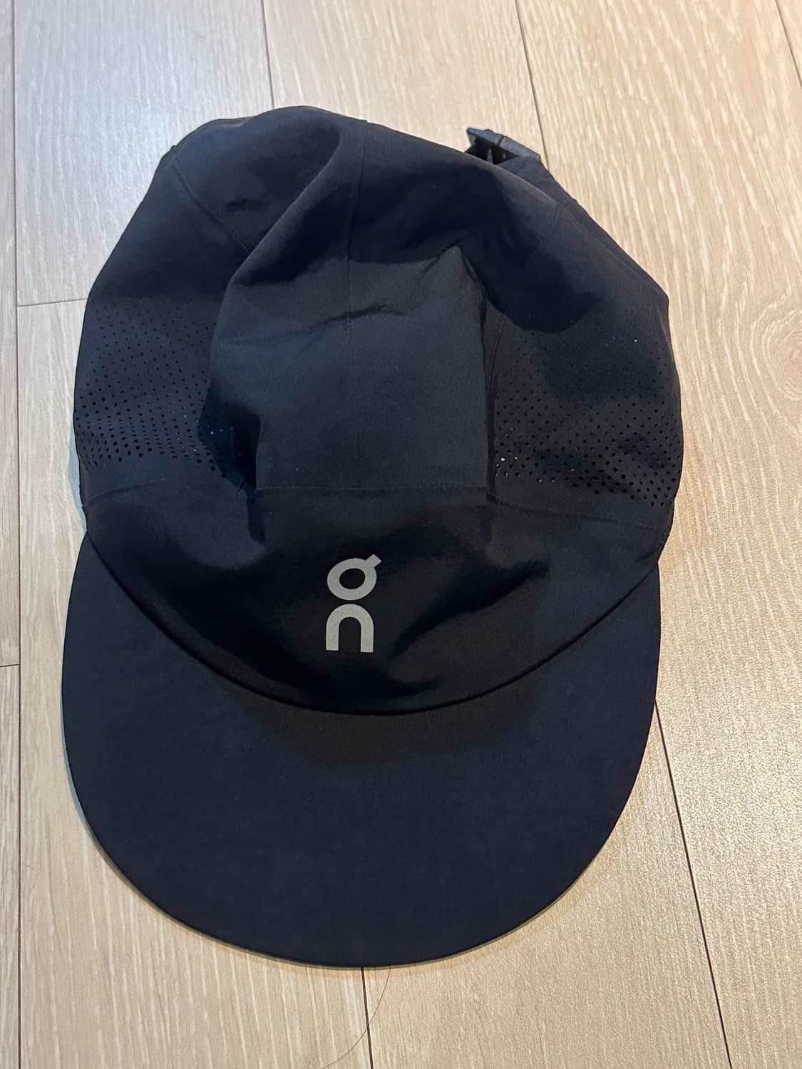 온러닝 퍼포먼스 캡 상품이미지2