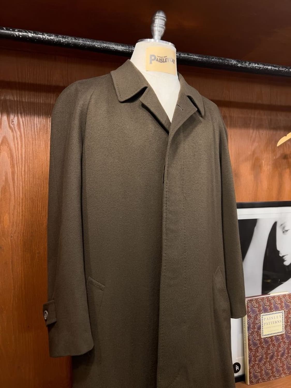 꼬르넬리아니 코트 상품이미지2