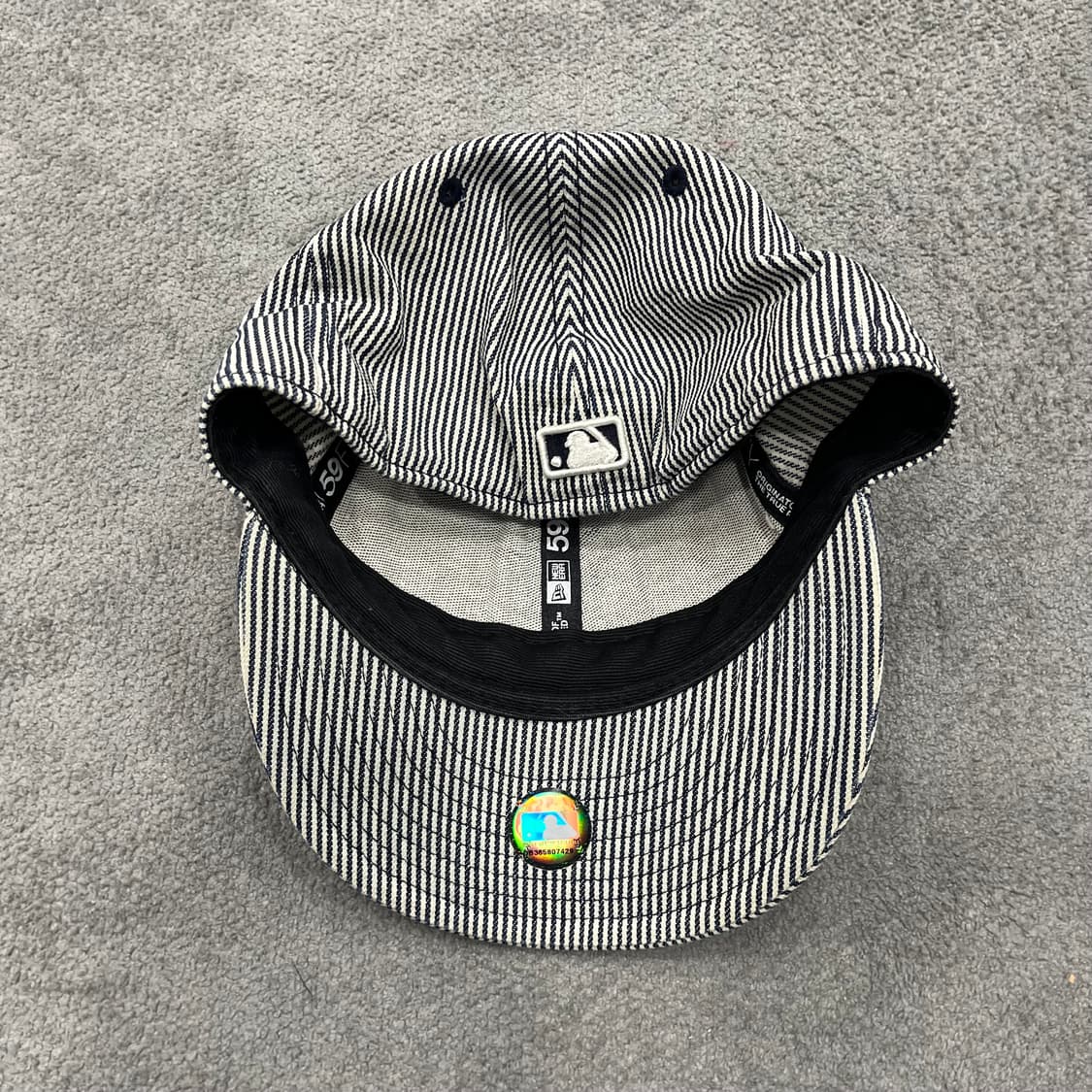 뉴에라 59fifty 스트라이프 뉴욕양키스 캡 상품이미지4