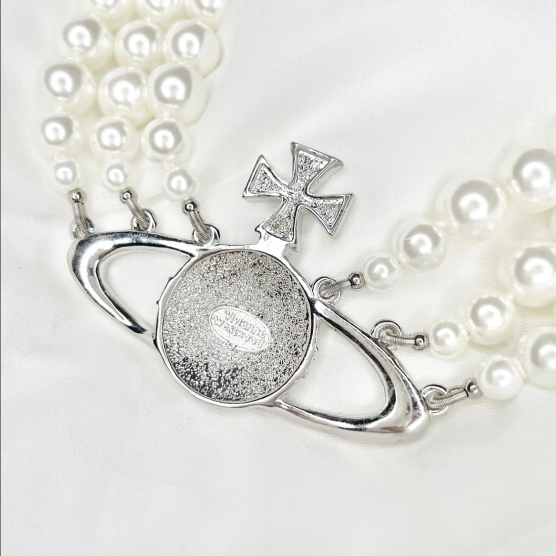 비비안위스트우드 아카이브 트리플 레이어 진주 펄 톤 오브 초커 목걸이 상품이미지3