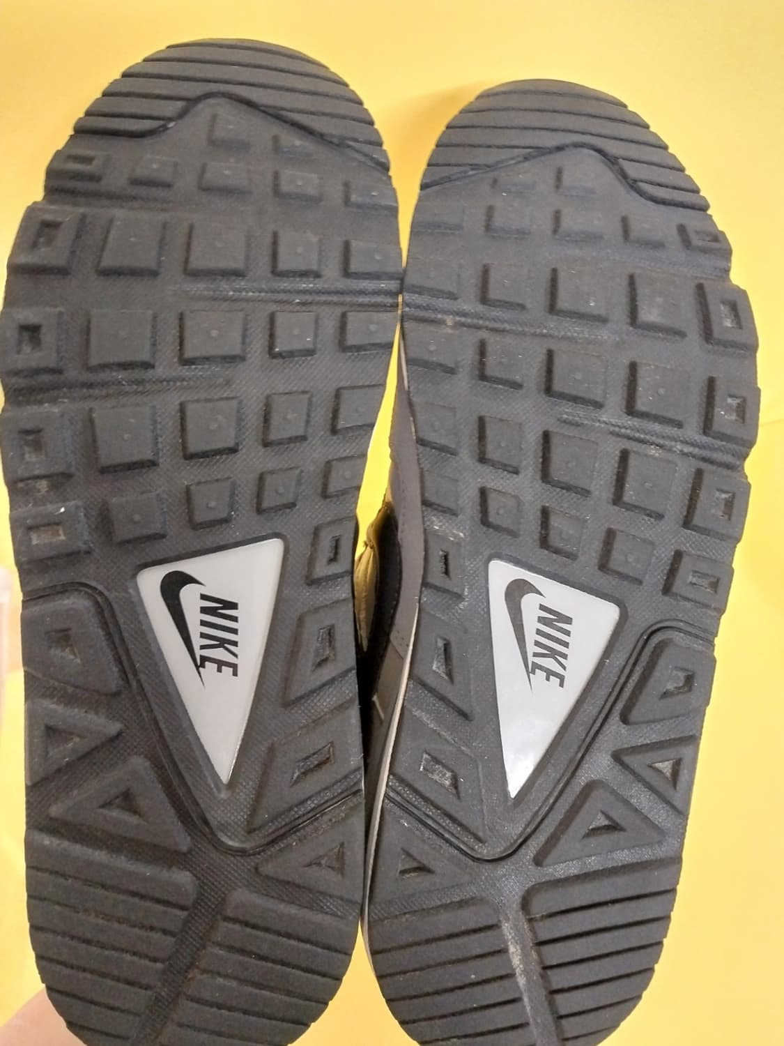 남성 나이키 에어맥스 커맨드 울프그레이 운동화 (260) 상품이미지8