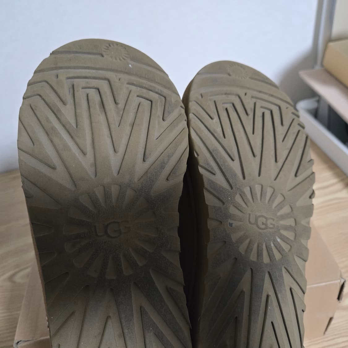 240 UGG 미국어그 타스만 체스트넛  상품이미지7