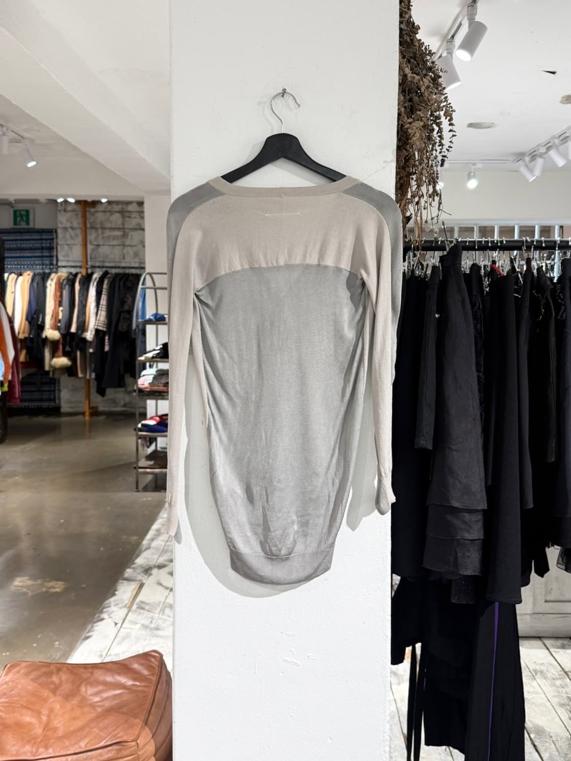 엠엠식스 그레이 패널 딥 브이넥 가디건 상품이미지6