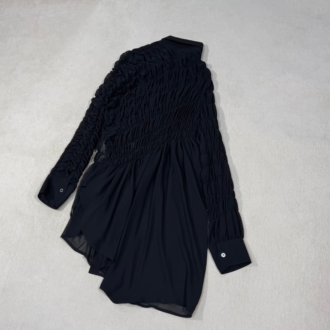 Gathered Asymmetrical Black Blouse shirt 상품이미지4