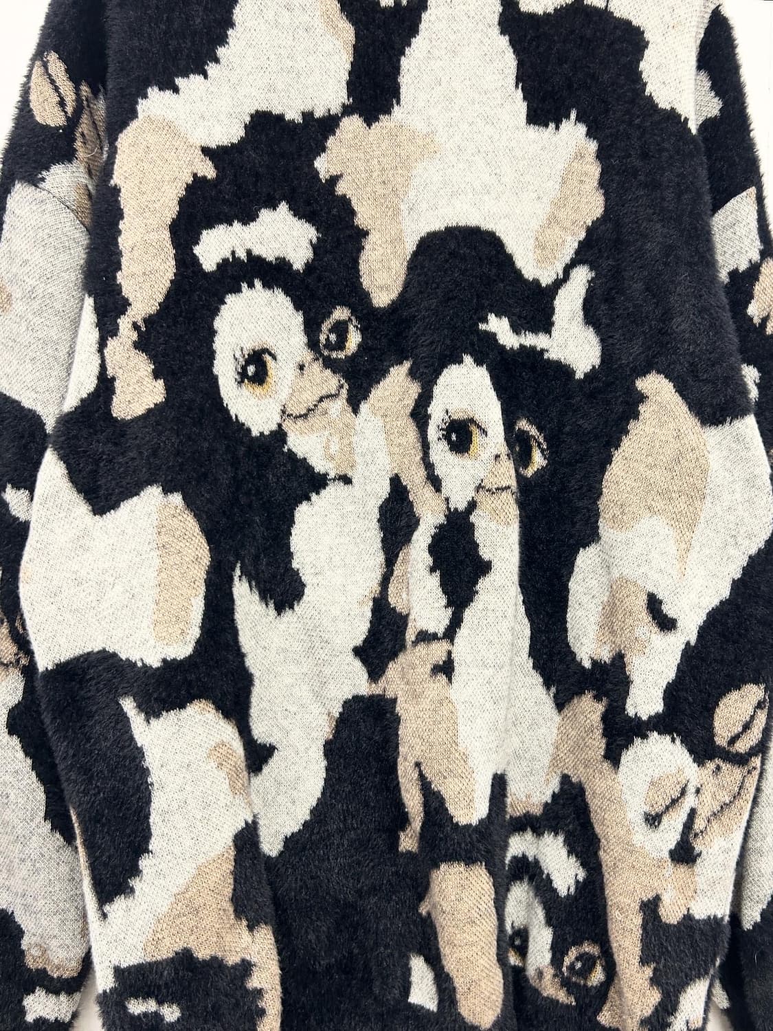 그라니프 X 그렘린즈 기즈모 니트 상품이미지2