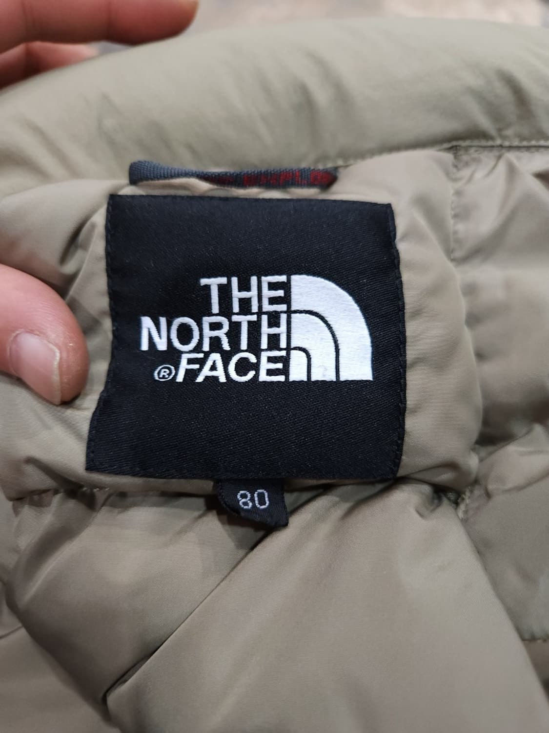 노스페이스 700  베이지 구스 패딩 조끼

 상품이미지3