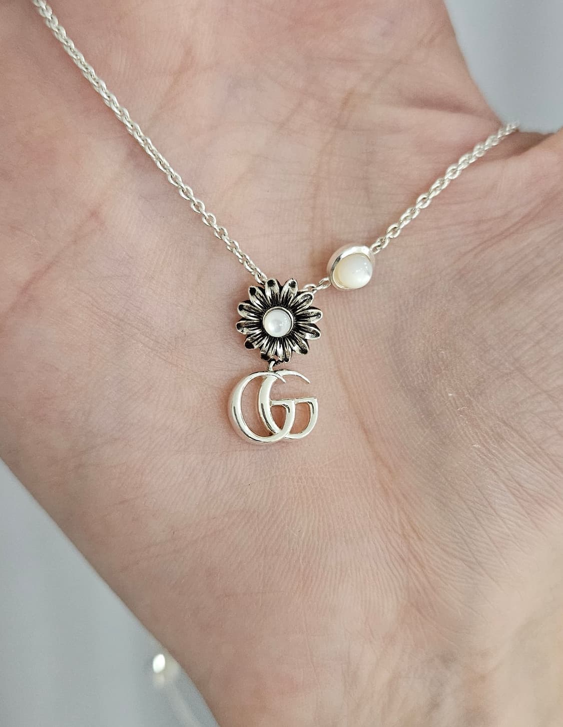 [새상품] 구찌 더블 G 플라워 자개 목걸이 [정품/풀구성] 상품이미지5