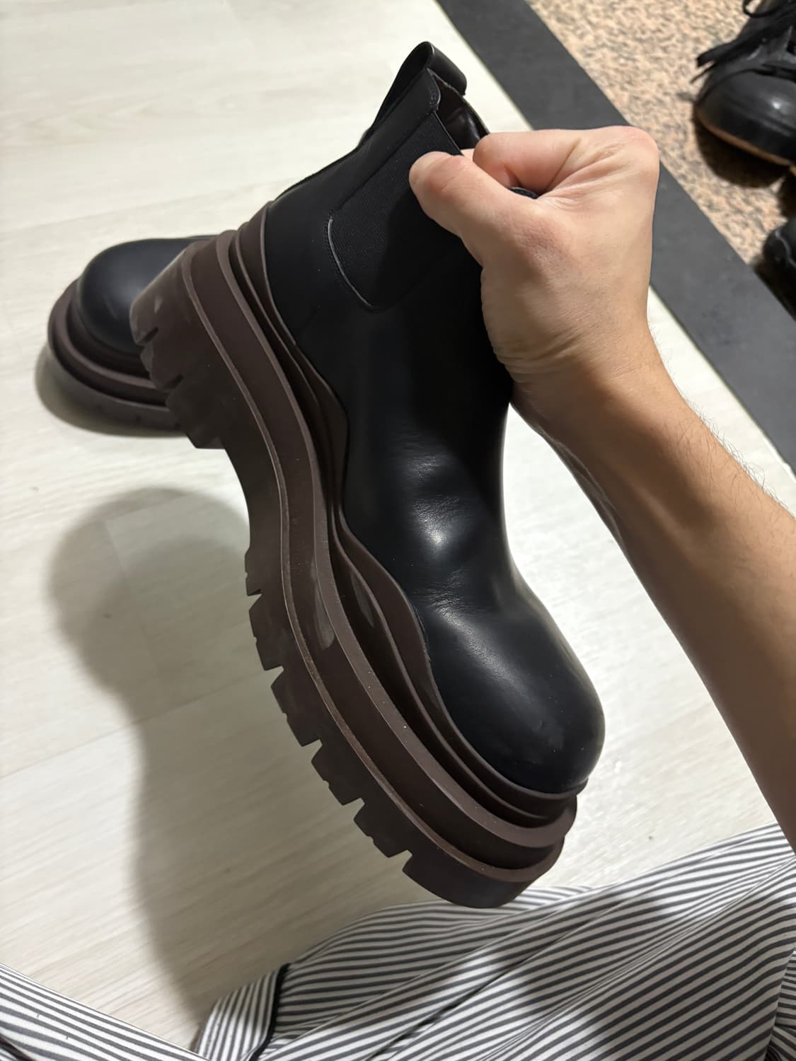 보테가베네타 타이어 부츠 270 상품이미지3