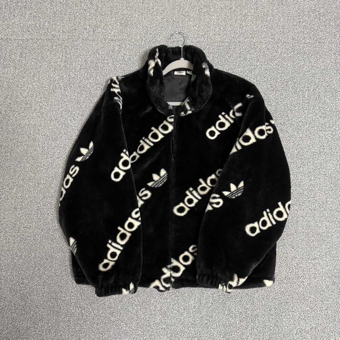 아디다스 퍼 자켓 L 상품이미지1