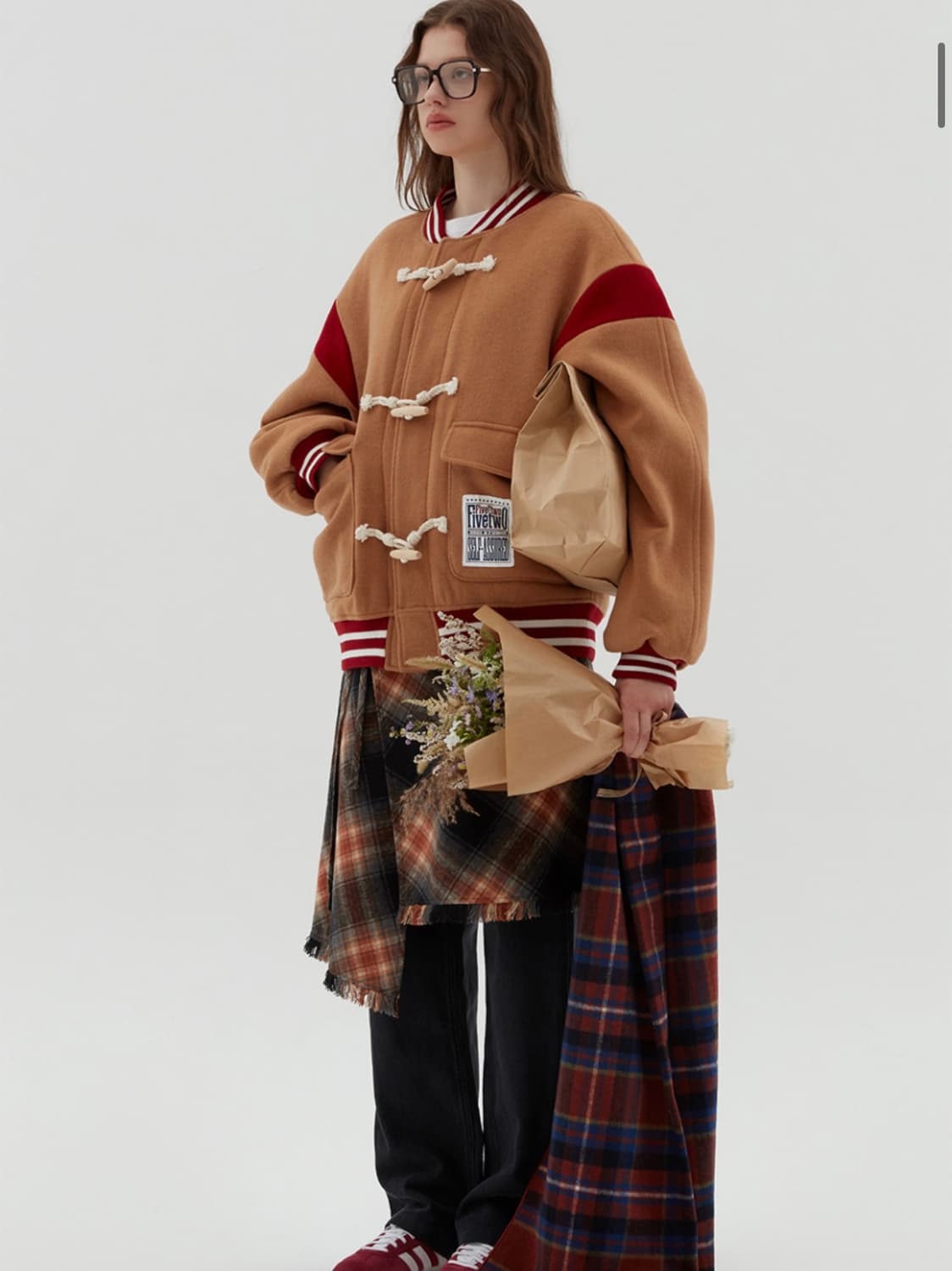 해린님 착용 oioi 베이스볼 자켓 s 상품이미지1