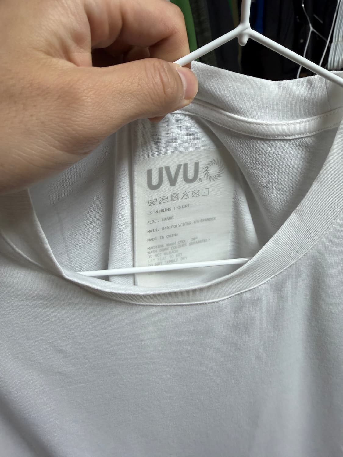 UVU 롱슬리브 러닝탑 화이트 L사이즈 상품이미지2