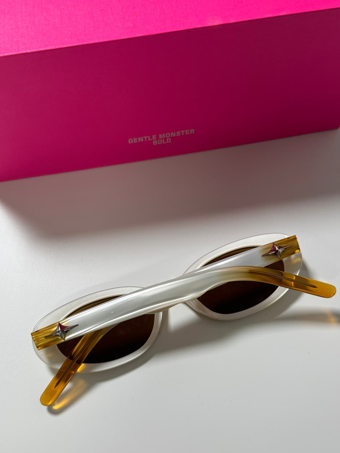 젠틀몬스터 반도네온 S WC6 상품이미지3