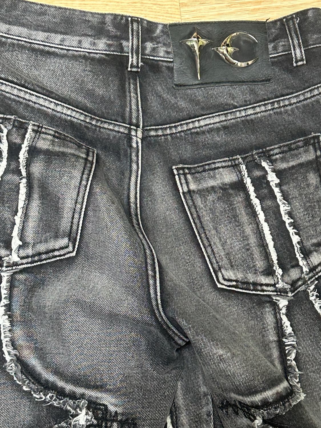 Thug Club 트라이벌 팬츠 (급처) 상품이미지2