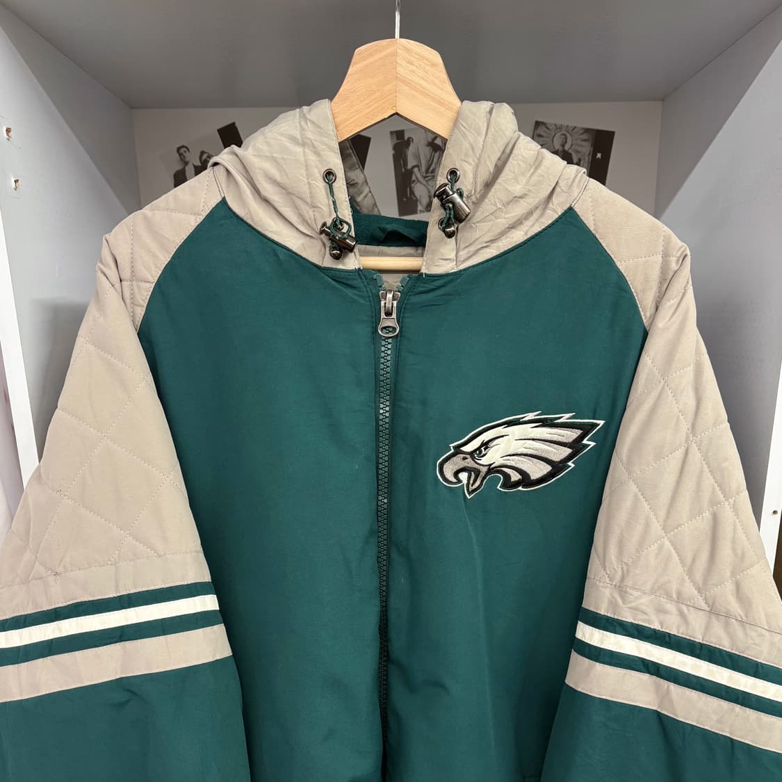 (2XL) NFL 필라델피아 이글스 올드스쿨 누빔 후드 점퍼 상품이미지2