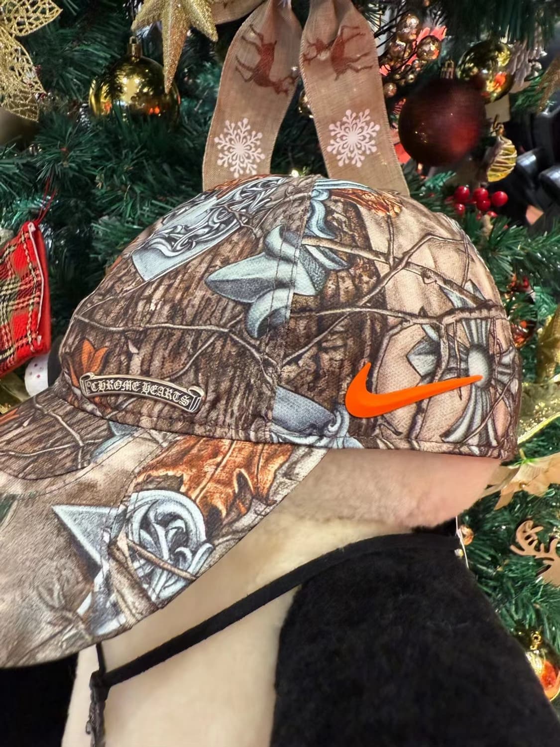 크롬하츠 x드레이크 x나이키 볼캡 상품이미지5