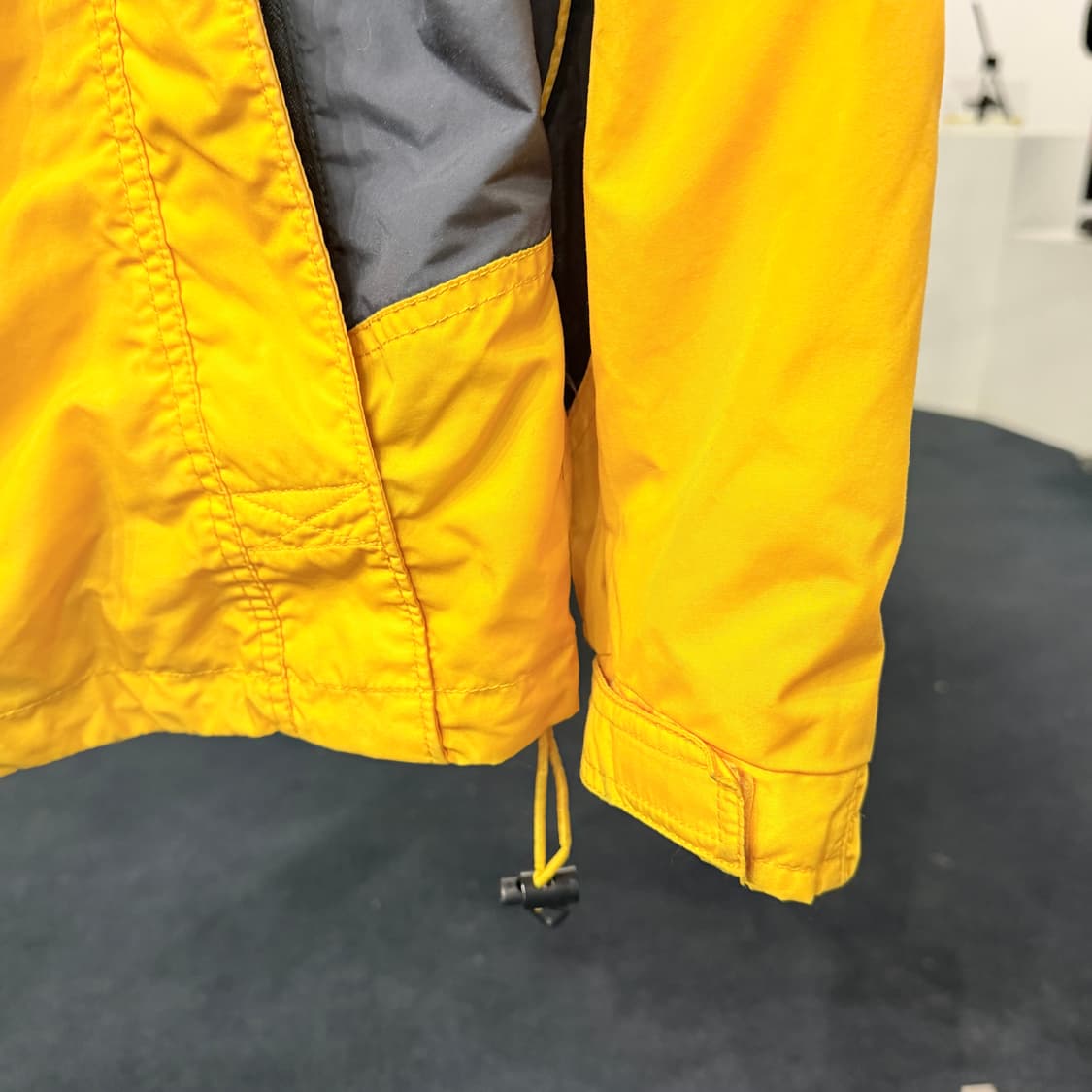 [L] 컬럼비아 USA 아카이브 바람막이 상품이미지6