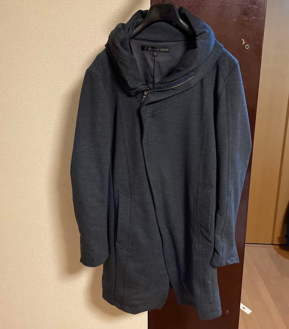 슈리셀 비대칭 하이넥 후드 상품이미지1