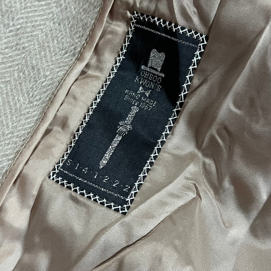 [105] 바톤 권오수 제냐 헤링본 캐시미어100 코트 상품이미지8