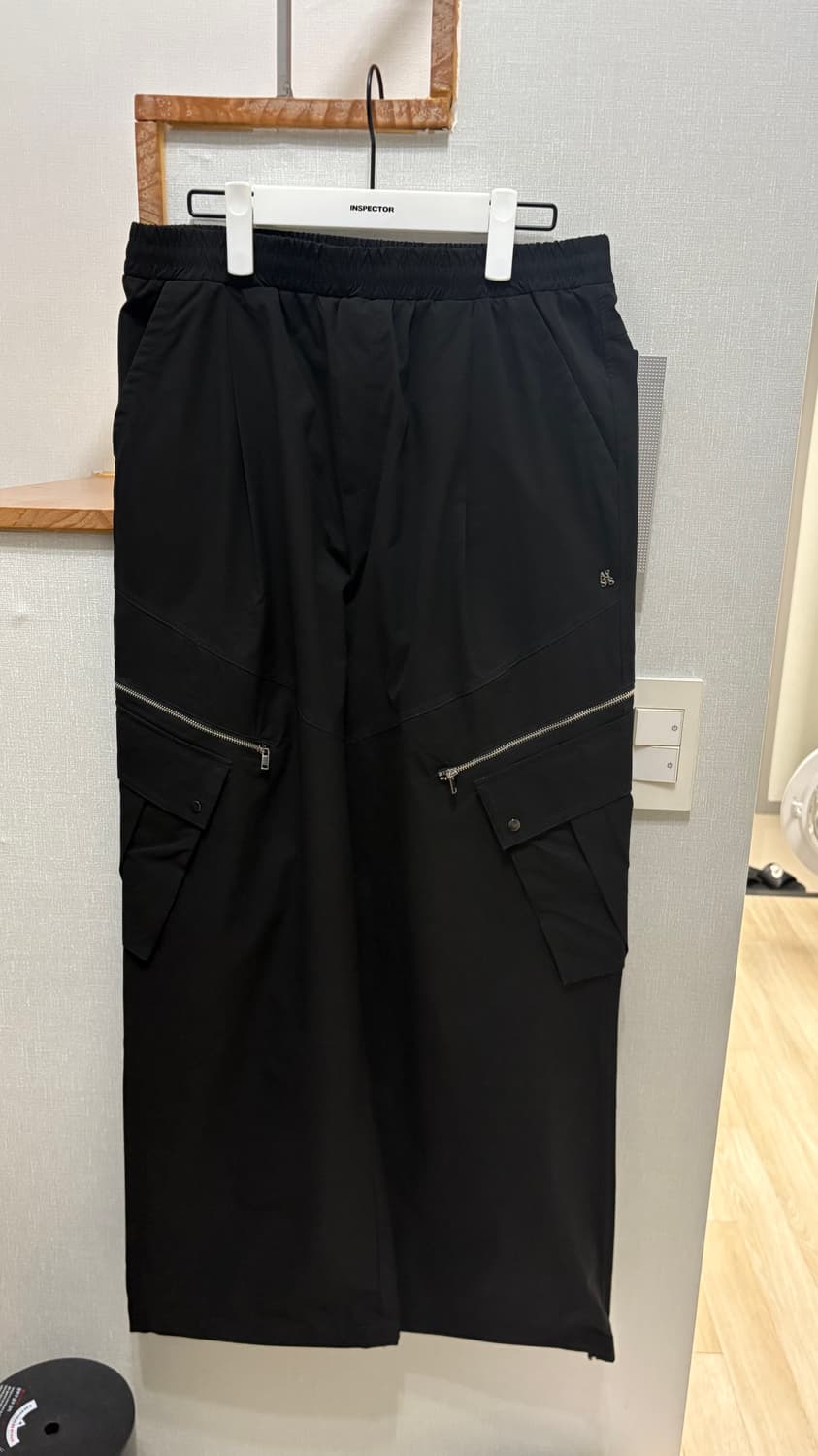 알리스 폴리시드 멀티 와이드 카고 팬츠 [블랙] 상품이미지1