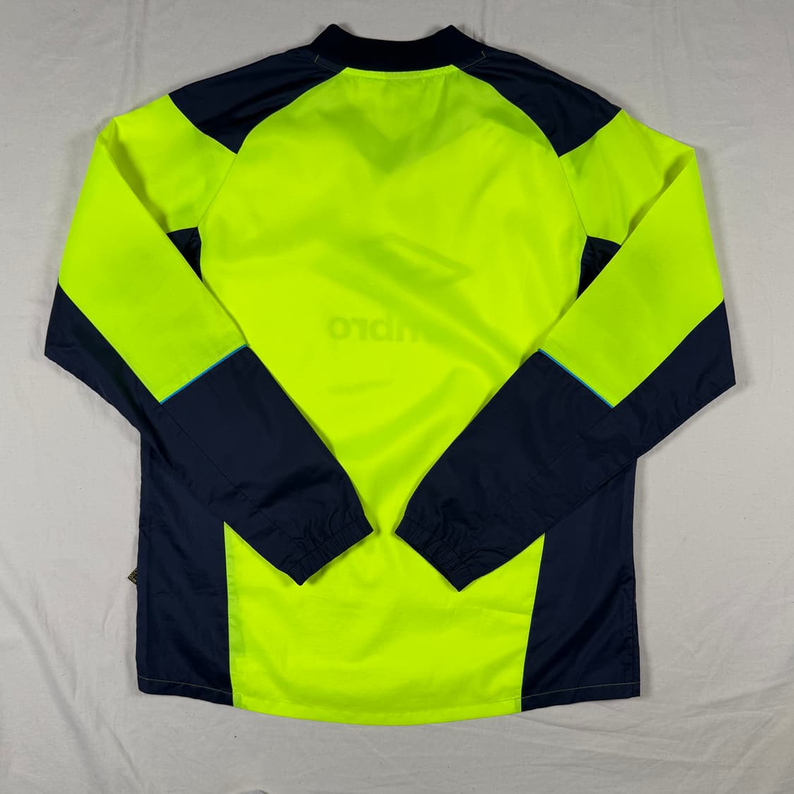 엄브로 바람막이 웜업 피스테 상품이미지7