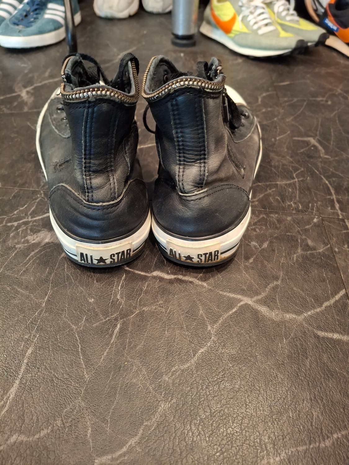 (마지막특가) 컨버스 가죽레더 스니커즈 블랙 250 상품이미지3