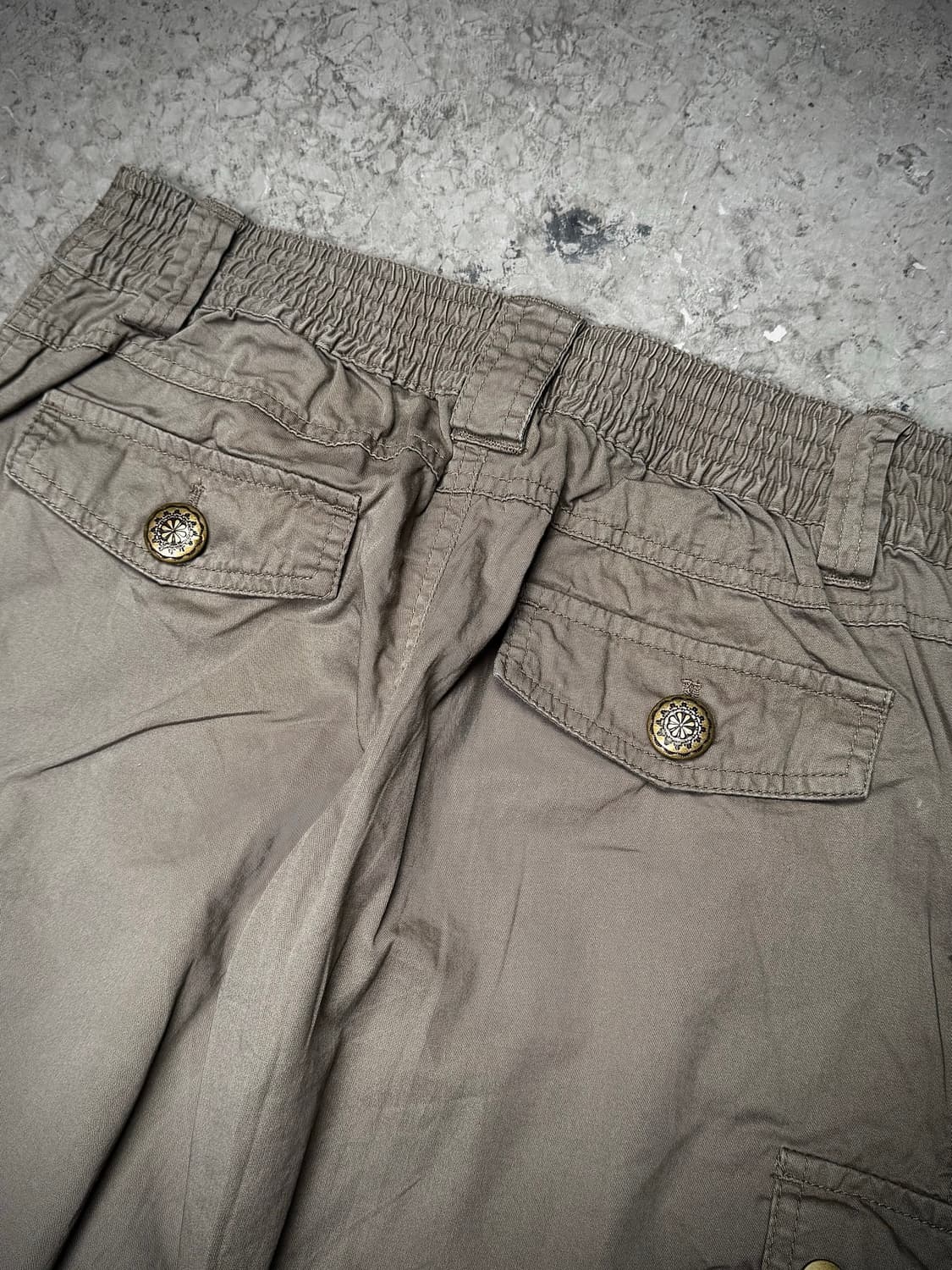 Sky Bomber – Shirred Cargo Capri Pants   상품이미지7